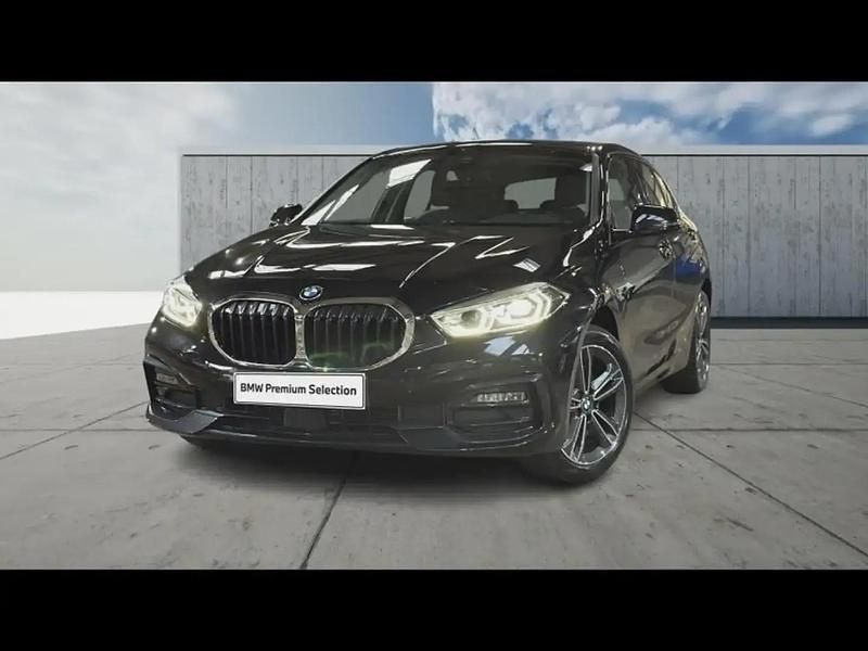 Noir Utilisé 2022 BMW 116 Sport Line Citadine | 26 900 € (Prix assez cher) - Image 1/4