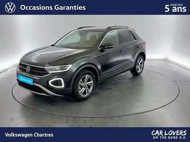 Deep black nacre Occasion 2025 VW T-Roc SUV | 25 970 € (Prix juste) - Image 1/4