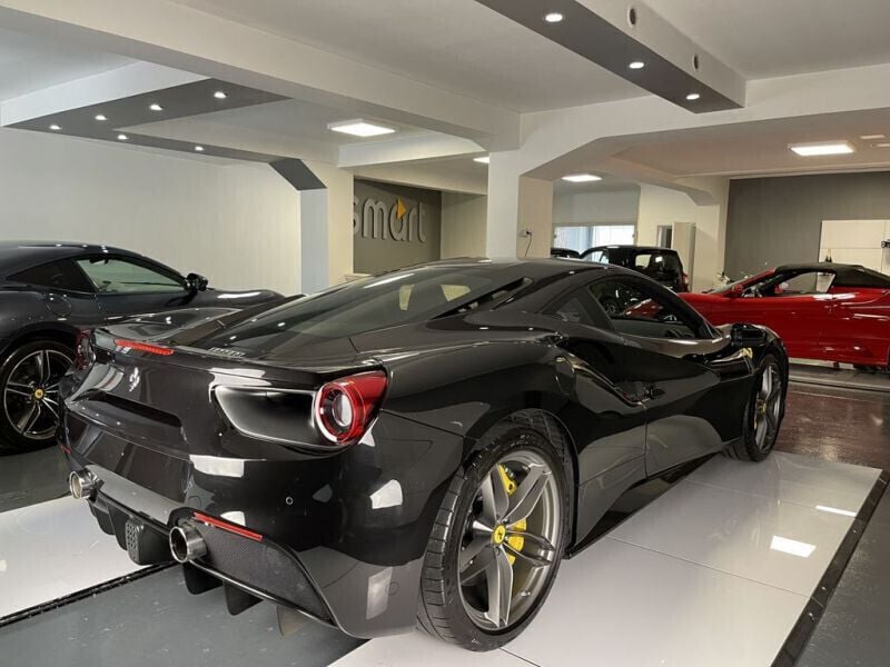 Occasion Ferrari 488 670 ch (492 kW) 2016 Noir Cabriolet