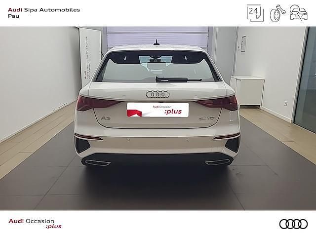 Occasion Audi A3 S-Line 150 ch (110 kW) 2023 Blanc ibis Berline