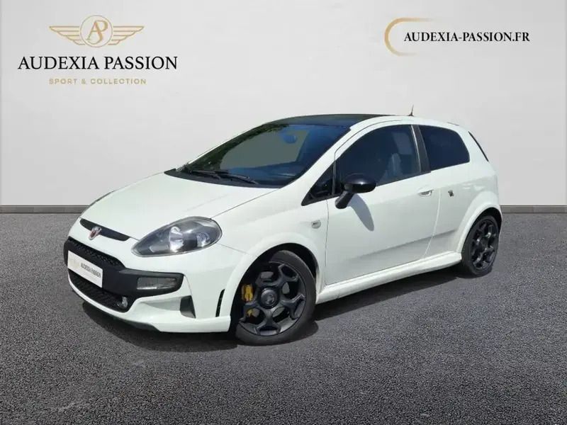 Blanc Utilisé 2014 Abarth Punto Evo Citadine | 14 900 € - Image 1/4