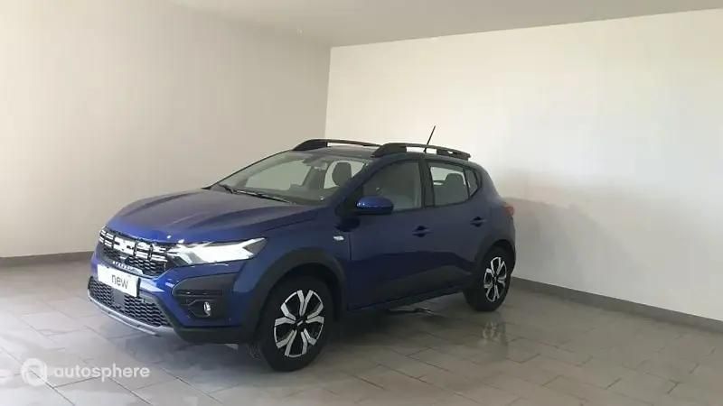 Bleu Utilisé 2024 Dacia Sandero Expression Citadine | 16 999 € (Prix juste) - Image 1/4