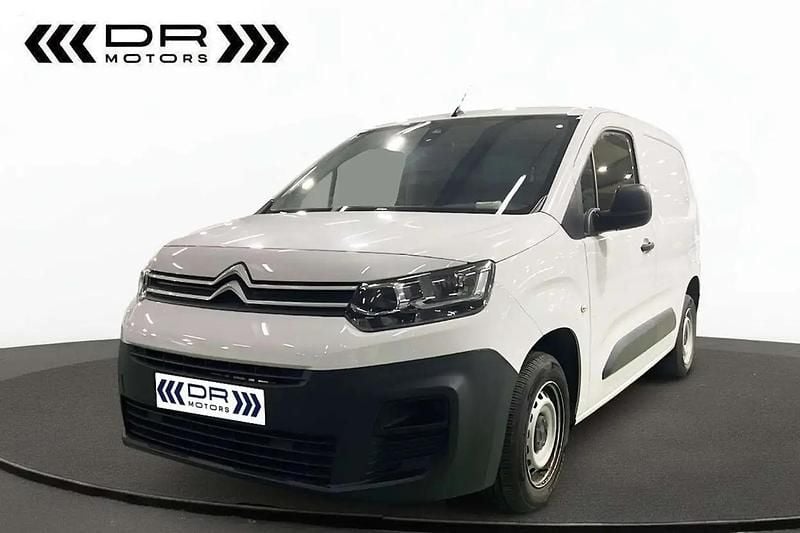 Blanc Occasion 2021 Citroën Berlingo Monospace | 14 495 € - Image 1/4