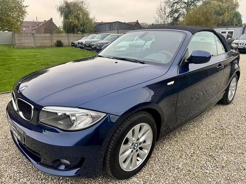 Bleu Occasion 2011 BMW 120 Cabriolet Cabriolet | 11 490 € - Image 1/4