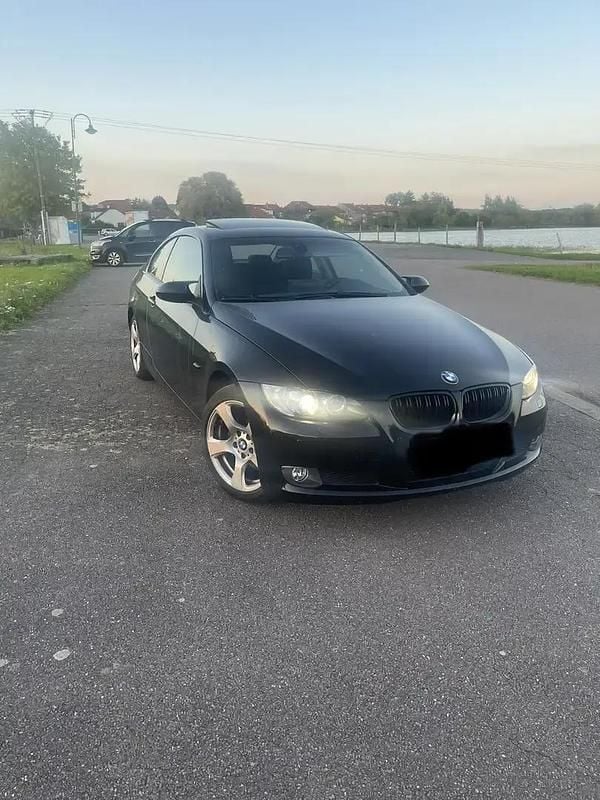 Occasion 2008 BMW 320 Comfort Edition Coupé | 9 990 € (Prix assez cher) - Image 1/4