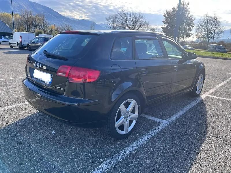 Noir Utilisé 2006 Audi A3 Sportback Ambiente Berline | 2 900 € (Prix assez cher) - Image 1/4