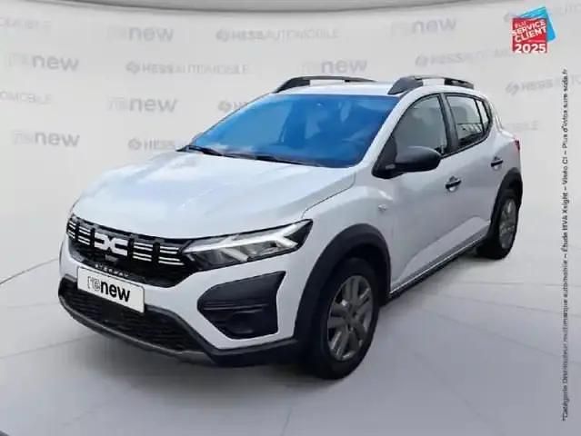 Blanc Occasion 2023 Dacia Sandero Essentiel Berline | 13 499 € (Bon prix) - Image 1/4