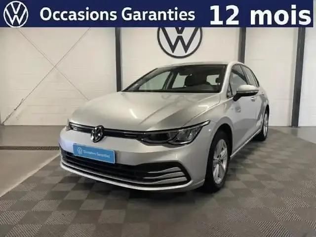 Argente Occasion 2021 VW Golf VIII Life Berline | 20 900 € (Prix juste) - Image 1/4