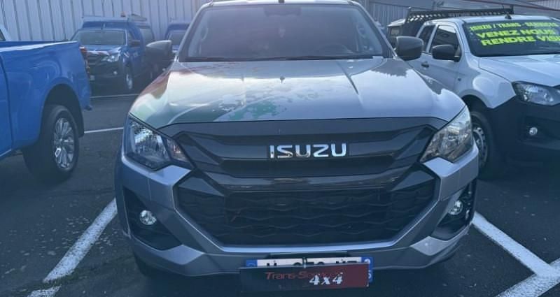 Nouvelle 2025 Isuzu D-Max | 48 960 € (Prix juste) - Image 1/4