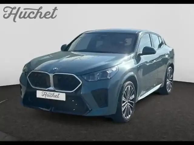 Cape york green métallisé Utilisé 2025 BMW X2 M Sport SUV | 52 520 € - Image 1/4
