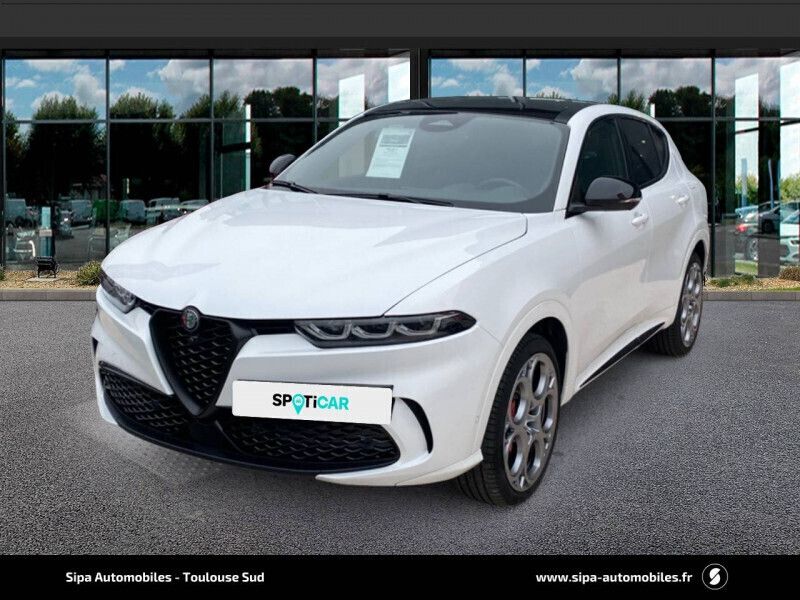 Blanc Utilisé 2024 Alfa Romeo Tonale SUV | 48 990 € - Image 1/4