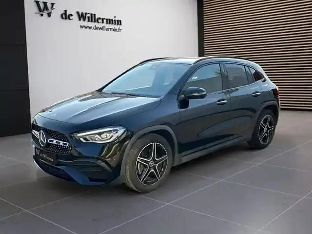 Noir Utilisé 2022 Mercedes GLA200 SUV | 35 990 € (Prix juste) - Image 1/4