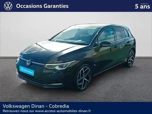Noir Utilisé 2024 VW Golf VIII Style Berline | 29 990 € (Prix juste) - Image 1/4