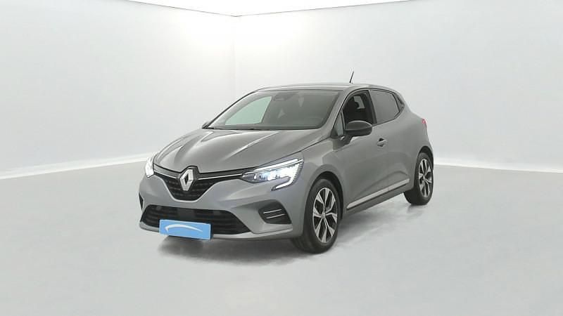 Utilisé 2023 Renault Clio V Evolution Citadine | 16 490 € (Prix juste) - Image 1/4