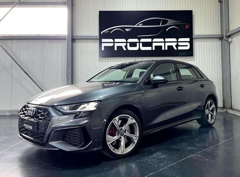 Occasion Audi A3 Competition 150 ch (110 kW) 2021 Gris Break
