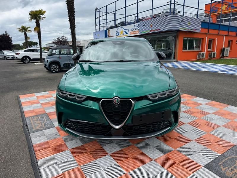 Rouge Utilisé 2024 Alfa Romeo Tonale Sprint SUV | 31 450 € (Prix cher) - Image 1/4