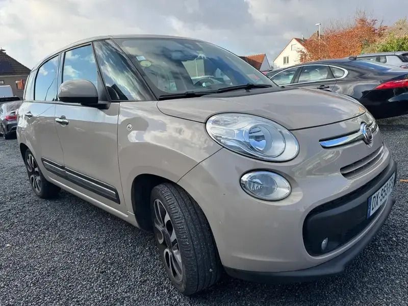 Utilisé 2015 Fiat 500L Lounge Monospace | 8 499 € - Image 1/4