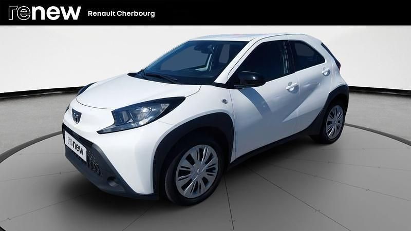 Blanc Utilisé 2022 Toyota Aygo Citadine | 15 190 € (Prix juste) - Image 1/4