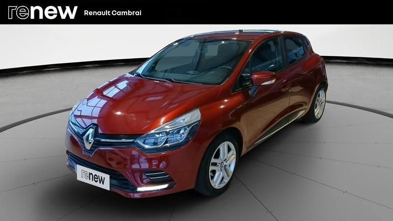 Rouge Occasion 2018 Renault Clio IV Zen Citadine | 9 999 € (Prix juste) - Image 1/4