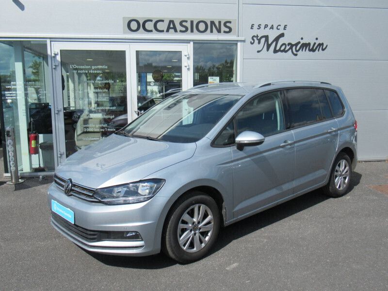 Gris Utilisé 2024 VW Touran Life Monospace | 34 990 € (Bon prix) - Image 1/4