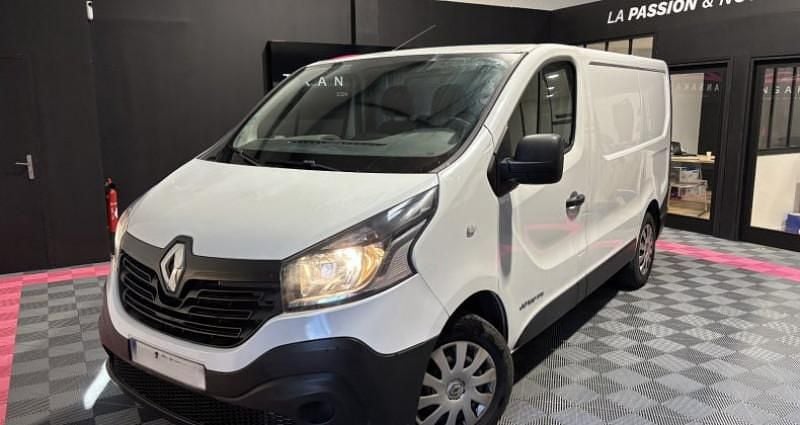Occasion 2016 Renault Trafic Monospace | 10 990 € (Prix juste) - Image 1/4