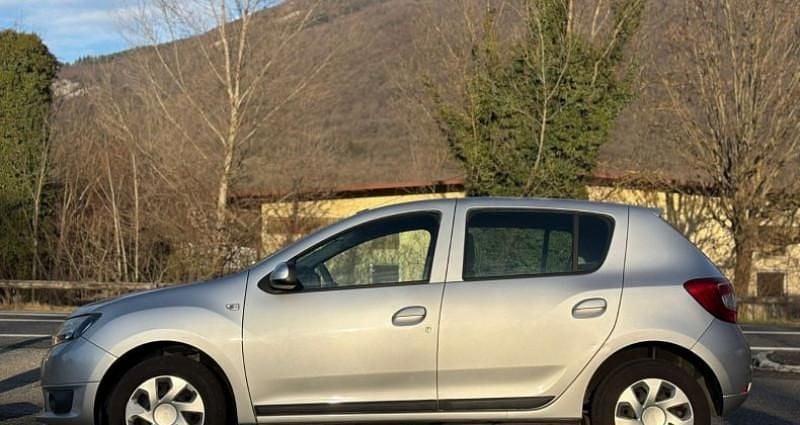 Occasion Dacia Sandero Lauréate 90 ch (66 kW) 2013 Citadine