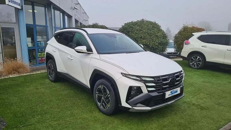 Blanc Nouvelle 2025 Hyundai Tucson SUV | 35 680 € (Bon prix) - Image 1/4