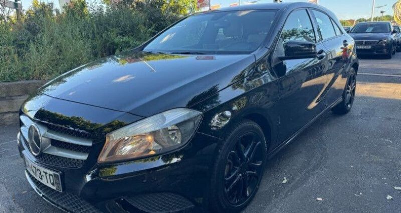 Utilisé 2013 Mercedes A200 Monospace | 10 990 € (Super prix) - Image 1/4