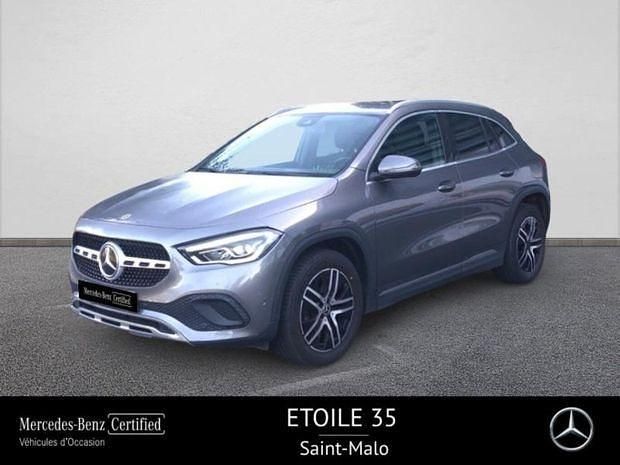 Gris Utilisé 2022 Mercedes GLA200 Business SUV | 33 890 € (Prix juste) - Image 1/4