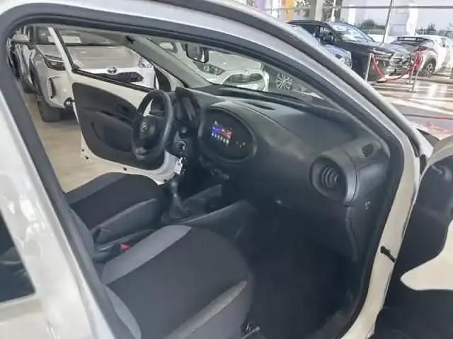 Occasion Toyota Aygo X Active 72 ch (52 kW) 2023 Blanc SUV