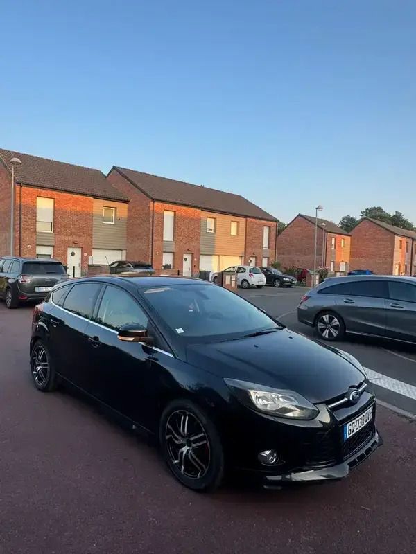 Utilisé 2013 Ford Focus S Berline | 3 450 € - Image 1/4