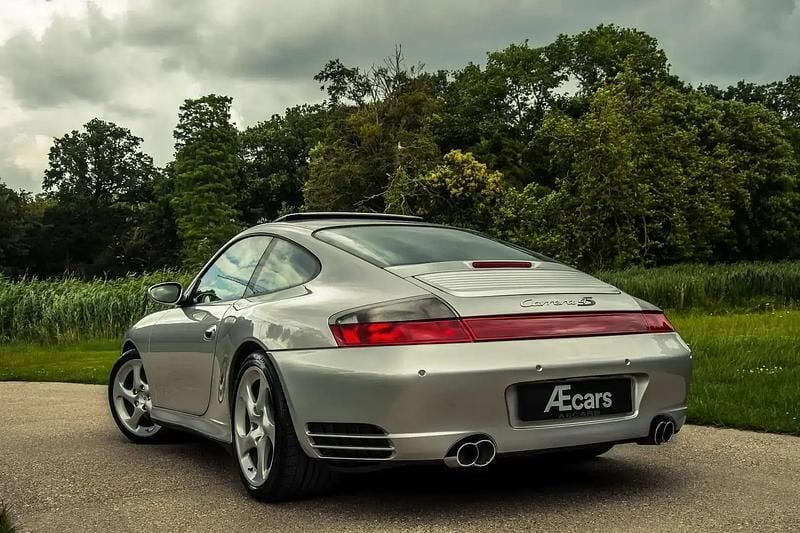 Argent Utilisé 2002 Porsche 911 Carrera 4S Coupé | 59 950 € (Prix cher) - Image 1/4