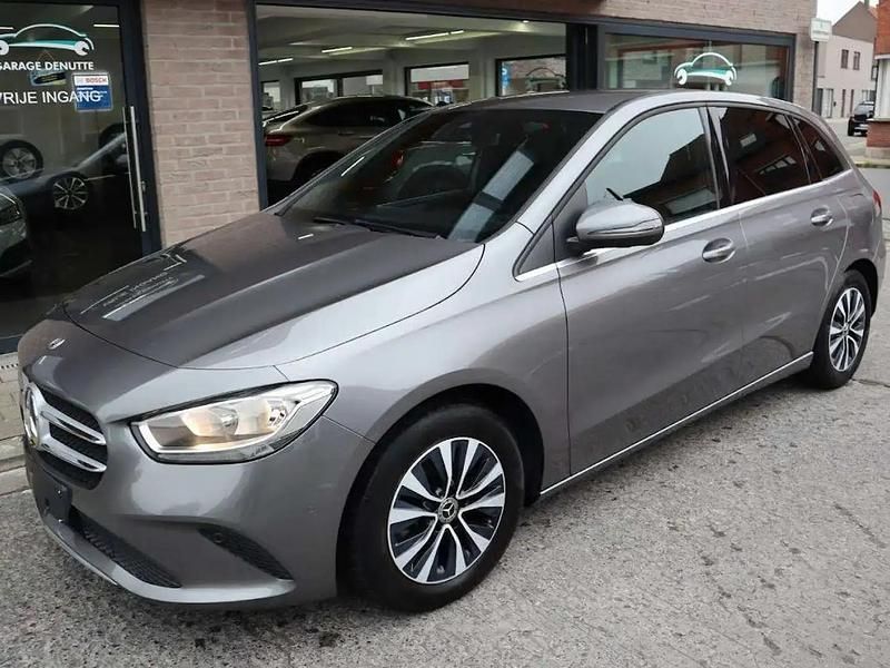 Gris Utilisé 2019 Mercedes B180 Business Monospace | 18 500 € (Super prix) - Image 1/4