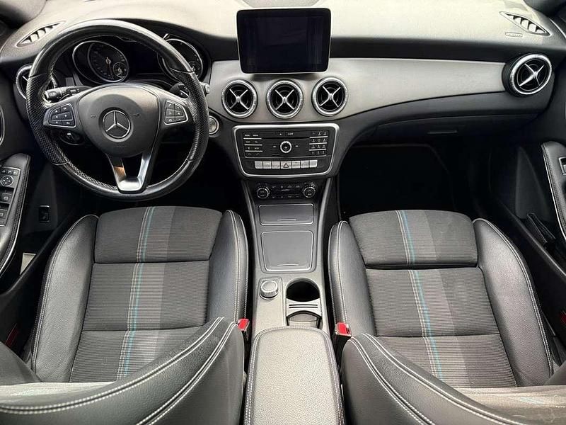 Occasion Mercedes CLA200 Shooting Brake 136 ch (100 kW) 2019 Noir Break