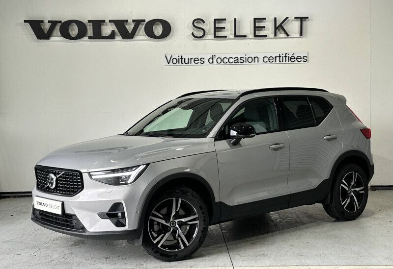 Gris Nouvelle 2025 Volvo XC40 Ultra SUV | 46 900 € (Prix cher) - Image 1/4