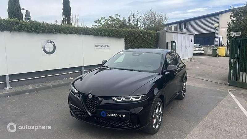 Rouge Utilisé 2024 Alfa Romeo Tonale Veloce SUV | 34 999 € (Prix assez cher) - Image 1/4