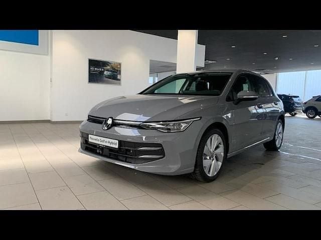 Occasion 2025 VW Golf VIII Life | 37 499 € (Prix cher) - Image 1/4