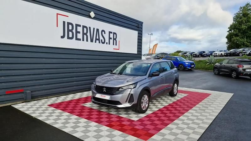 Utilisé 2021 Peugeot 5008 Active Monospace | 23 590 € (Prix juste) - Image 1/4