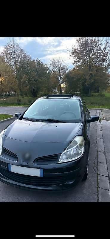 Occasion Renault Clio II Expression 75 ch (55 kW) 2007 Gris Berline