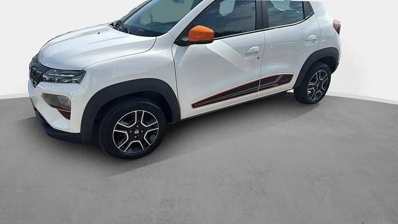 Blanc Utilisé 2022 Dacia Spring Comfort Plus Citadine | 9 290 € - Image 1/4