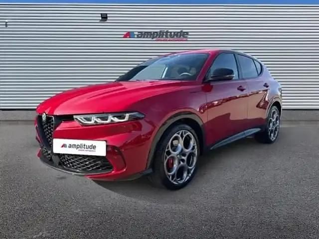 Rouge Utilisé 2022 Alfa Romeo Tonale Edizione Speciale SUV | 26 899 € - Image 1/4