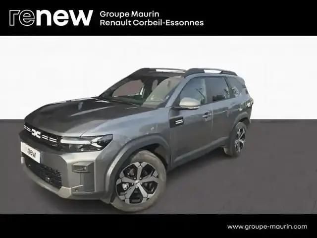 Gris Utilisé 2025 Dacia Bigster Journey SUV | 31 980 € (Prix juste) - Image 1/4