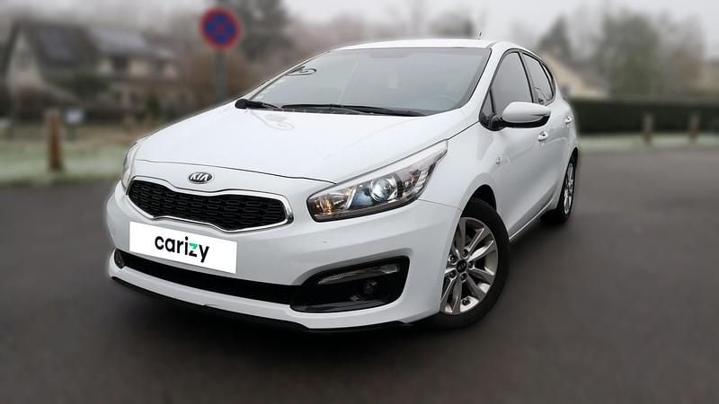 Blanc Occasion 2015 Kia Ceed Active Citadine | 7 490 € (Prix juste) - Image 1/4