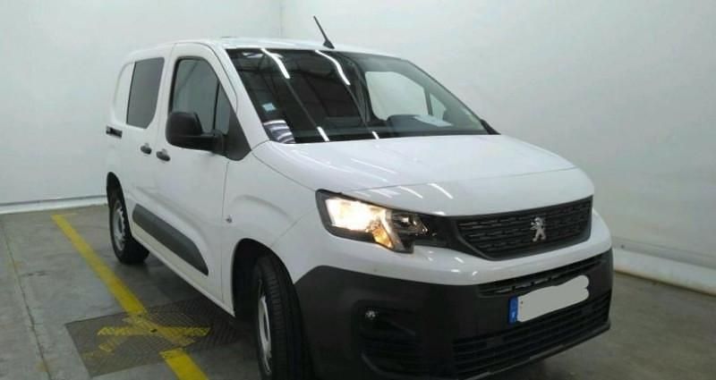 Occasion 2020 Peugeot Partner Premium Monospace | 11 990 € (Prix juste) - Image 1/4