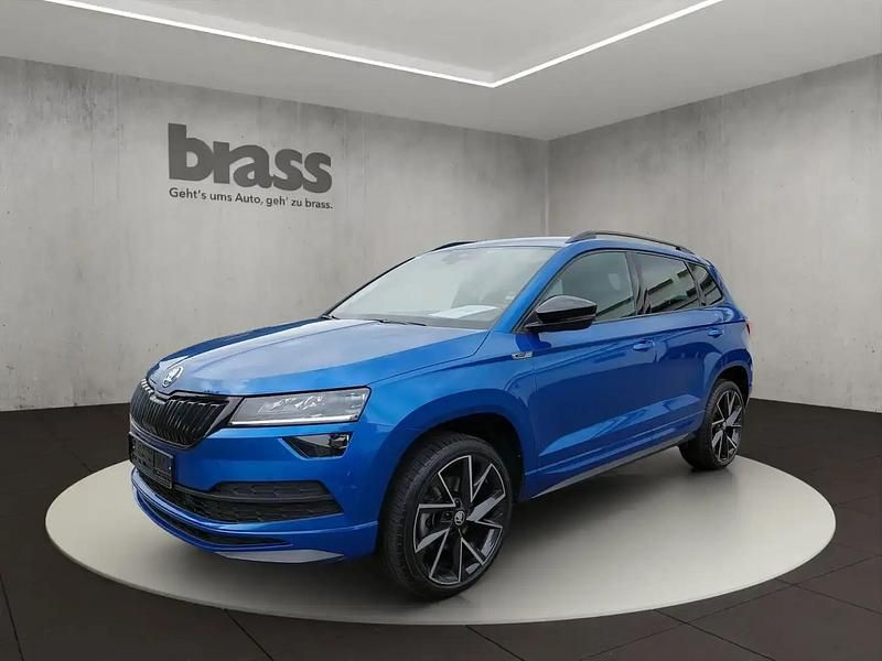 Bleu Utilisé 2021 Skoda Karoq SportLine SUV | 28 950 € (Prix juste) - Image 1/4