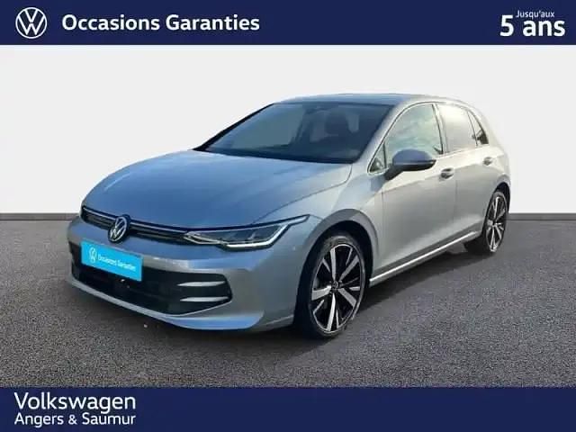Argent dolomite Utilisé 2024 VW Golf VIII Edition Berline | 30 783 € (Prix assez cher) - Image 1/4