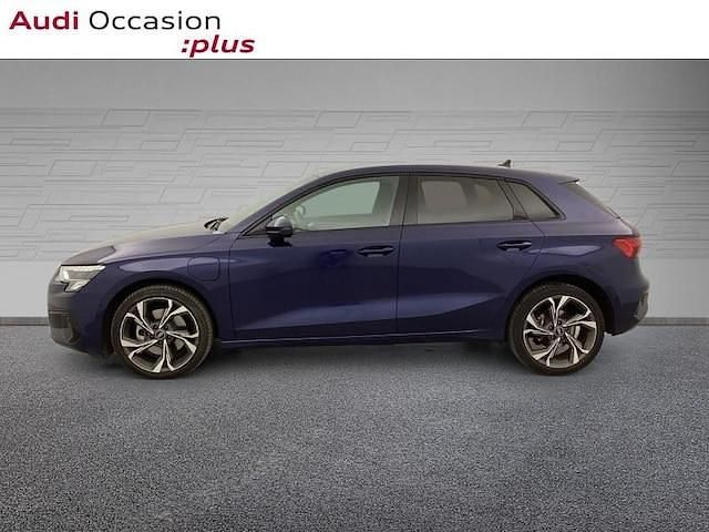 Occasion Audi A3 Sportback e-tron Design 150 ch (110 kW) 2022 Bleu navarre métallisé Citadine