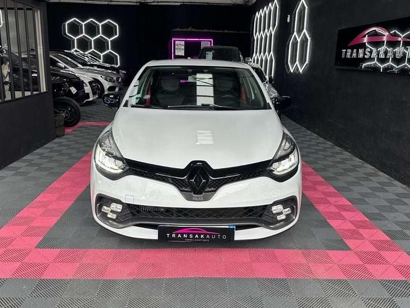 Occasion Renault Clio IV Trophy 220 ch (161 kW) 2016 Blanc Citadine