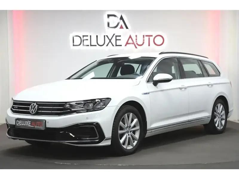 Blanc Utilisé 2020 VW Passat GTE Break | 23 990 € (Prix juste) - Image 1/4