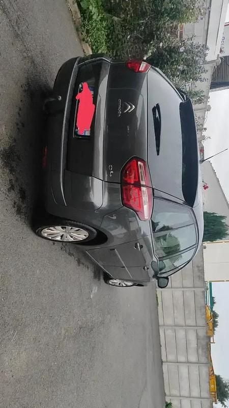 Image 2/4